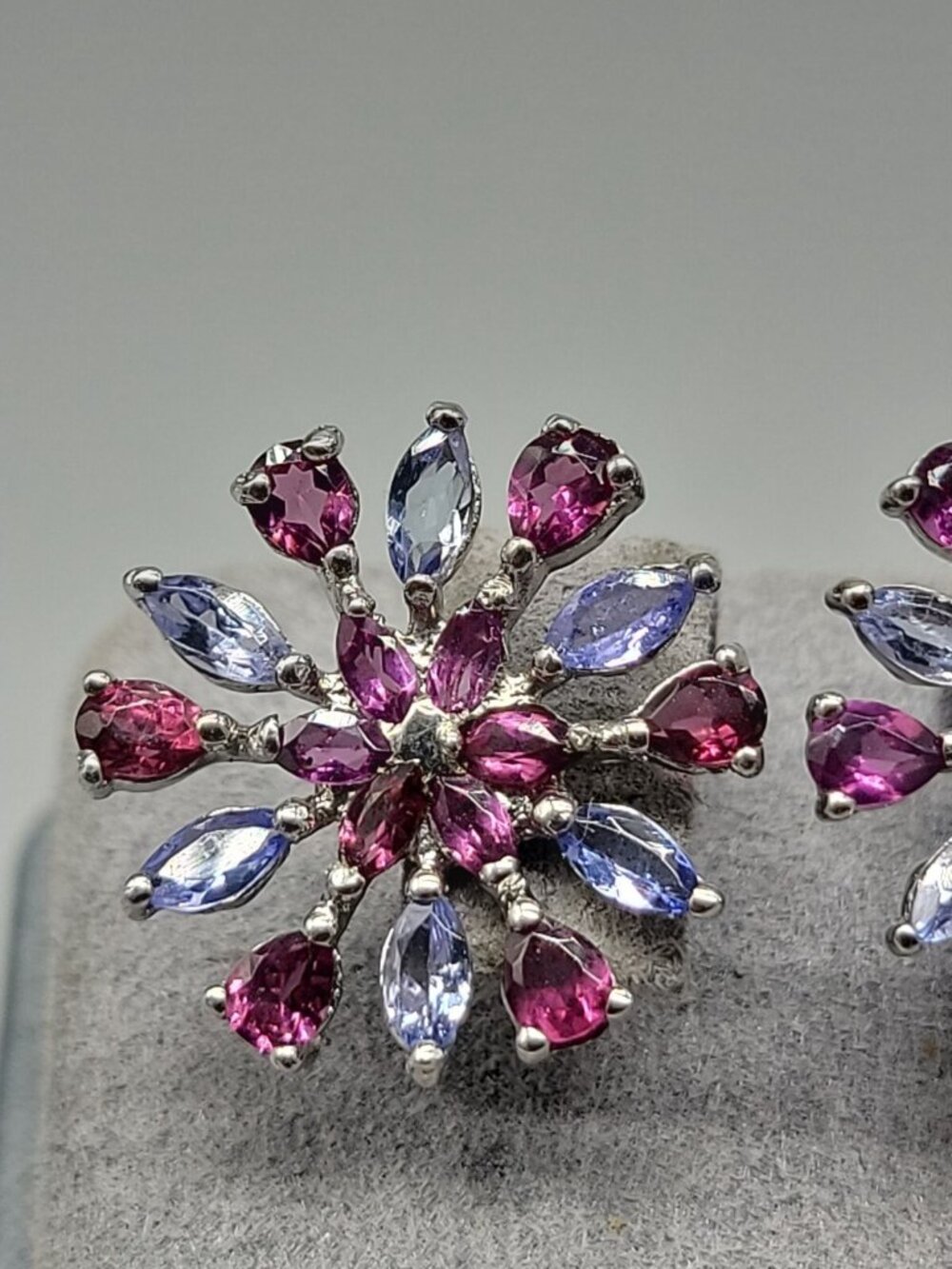 Sterling Silver Tanzanite Rhodolite Garnet Snowflake Starburst Cluster Earrings - Picture 4 of 10